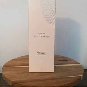 Westin Hotel & Resorts White Tea Reed Diffuser 4.5 Fl oz New